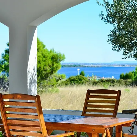 Gogoljak Apartment Vir
