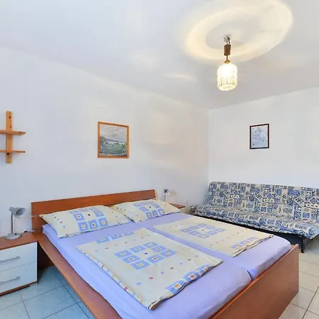 Apartment Gogoljak Vir